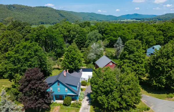 535 Oxbow Road, Newbury, VT 05051