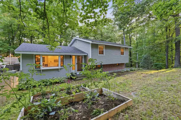 65 Londonderry Road, Windham, NH 03087