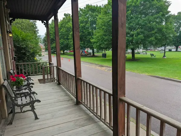 7 park Street, Waterbury, VT 05672
