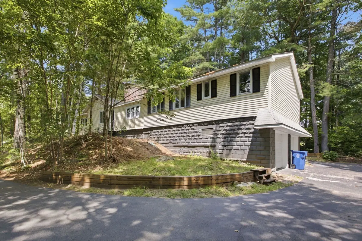 37 Hall Road, Londonderry, NH 03053 - #1