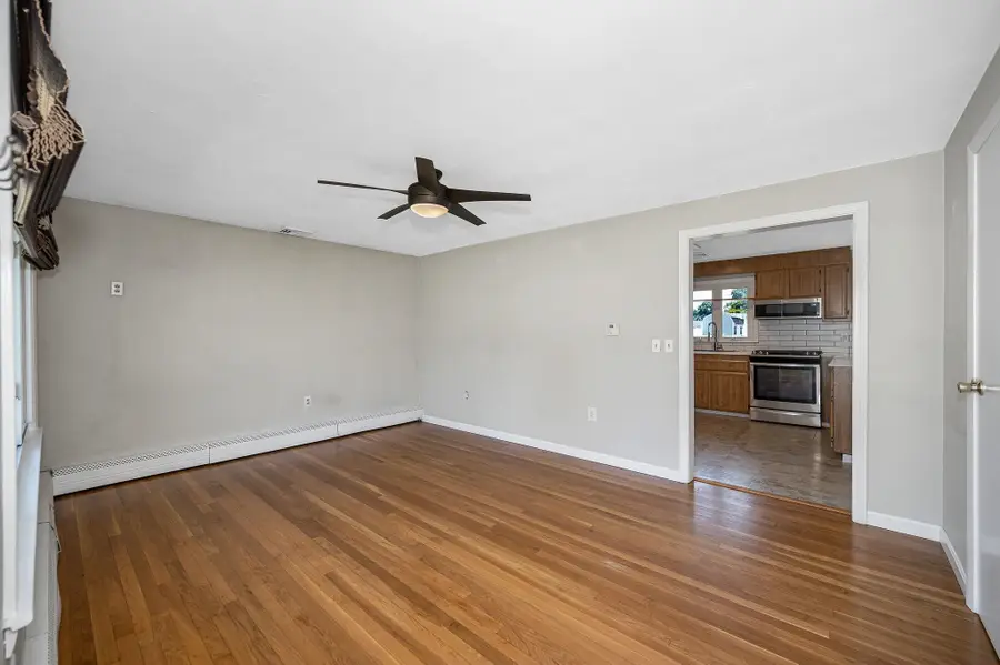 7 Raleigh Drive, Nashua, NH 03062 - #3
