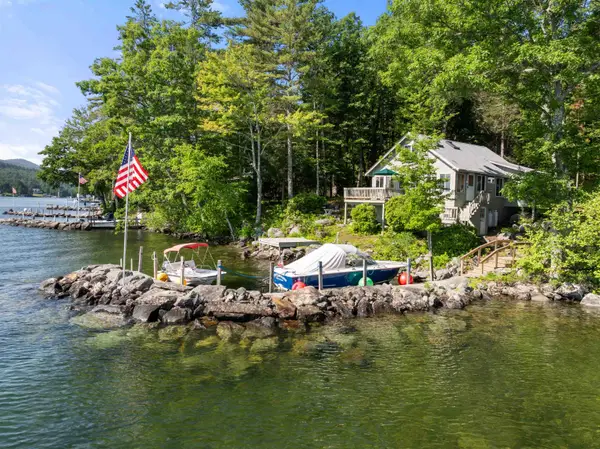 14 Lockes Island, Gilford, NH 03249