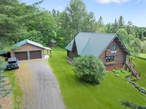 226 East Colebrook Road, Colebrook, NH 03576