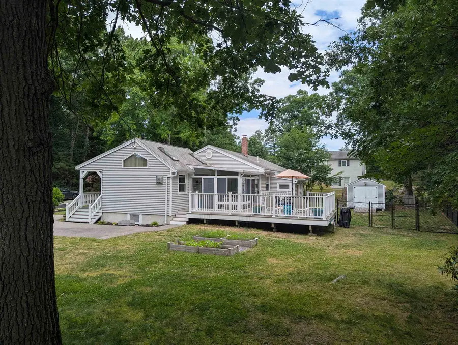 1 Greentrees Drive, Hudson, NH 03051 - #2