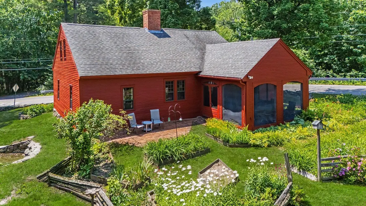 16 Perkins Road, Londonderry, NH 03053 - #1
