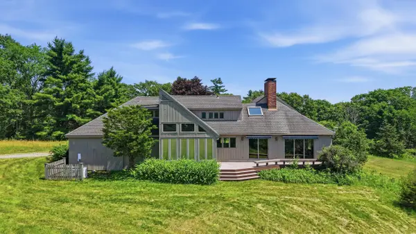 29 Stiles Farm Road, Wilton, NH 03086