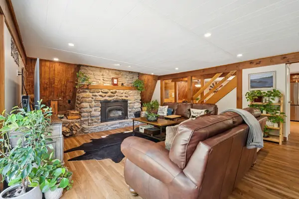 105 East Mountain Road, Newport, NH 03773