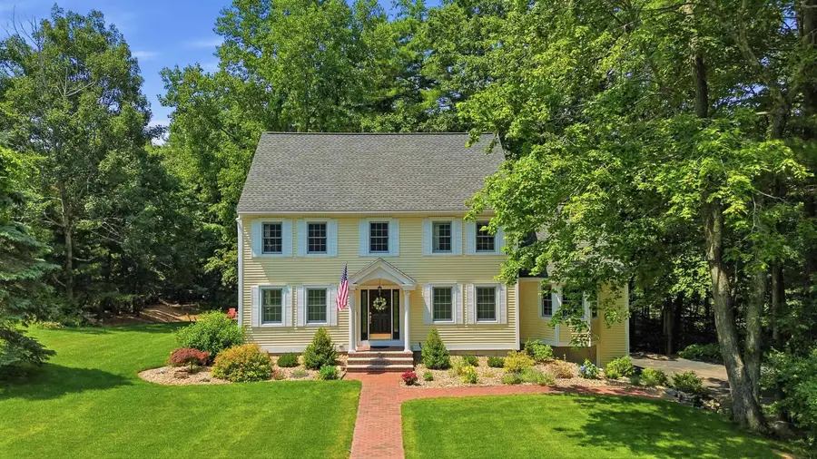 108 Sky View Drive, Pelham, NH 03076 - #3