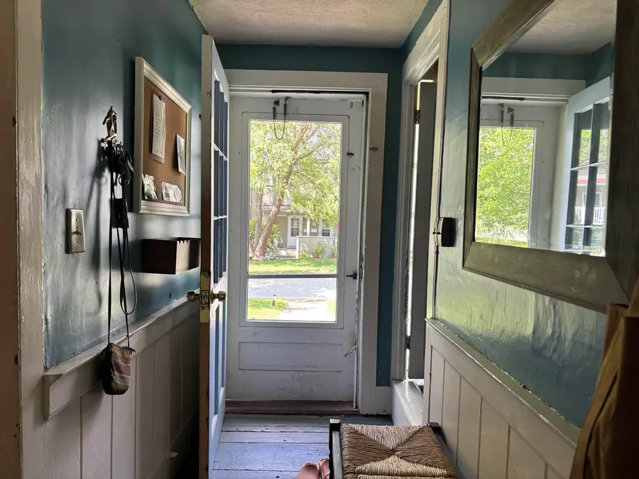 38 Clarks Avenue, Saint Johnsbury, VT 05819 - #2