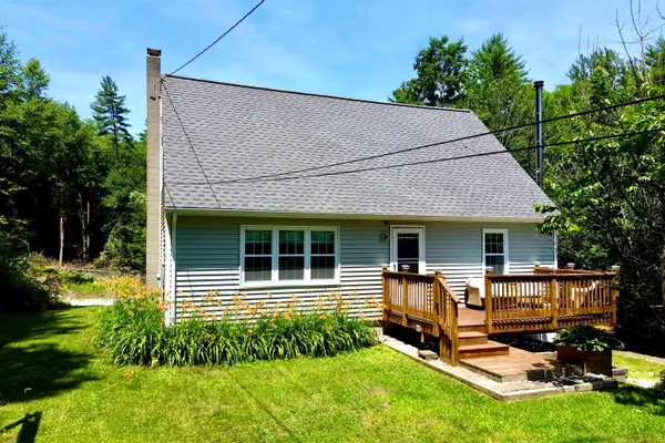 279 Weare Road, New Boston, NH 03070