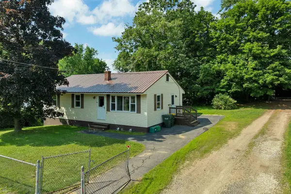 23 Merrimac Street, Laconia, NH 03246