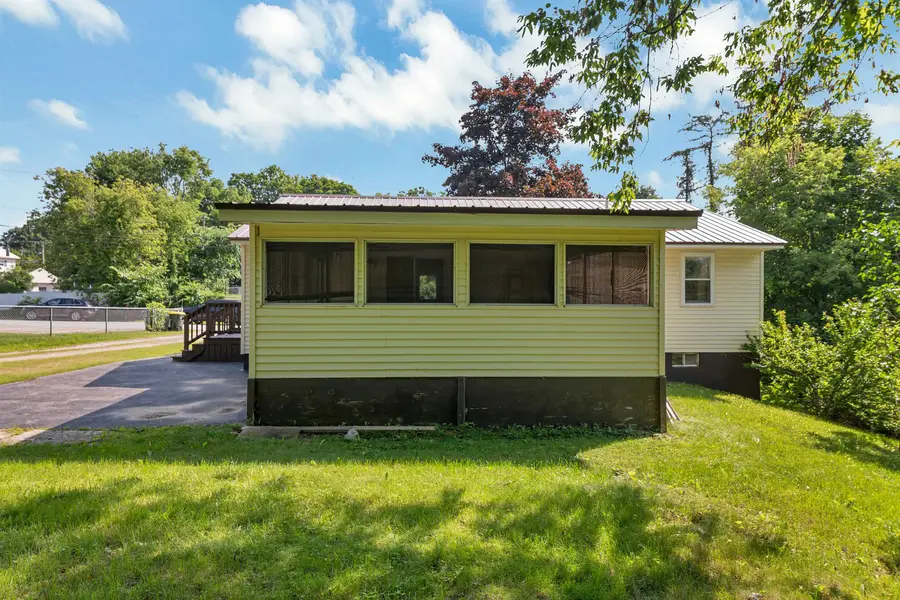 23 Merrimac Street, Laconia, NH 03246 - #3
