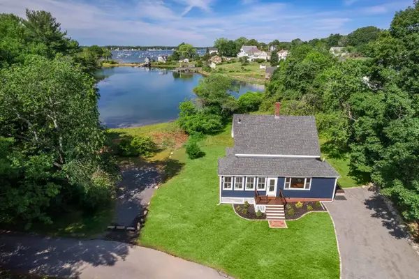 5 Hoyts Island Lane, Kittery, ME 03905