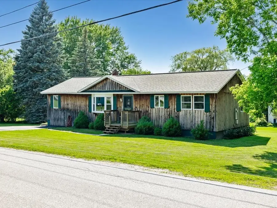 8 Thorpe Avenue Extension, Saint Albans, VT 05478 - #3