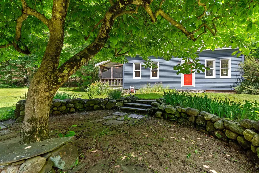 1811 Hopkinton Road, Hopkinton, NH 03229 - #3
