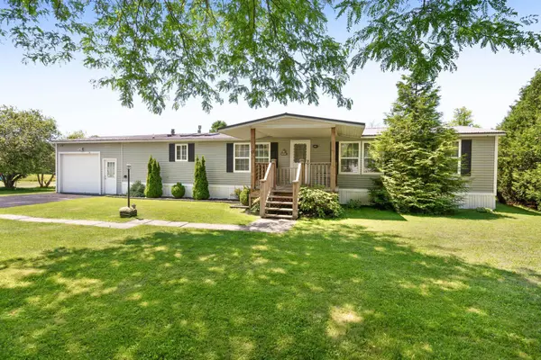 13 Michelle Drive, St. Albans Town, VT 05478