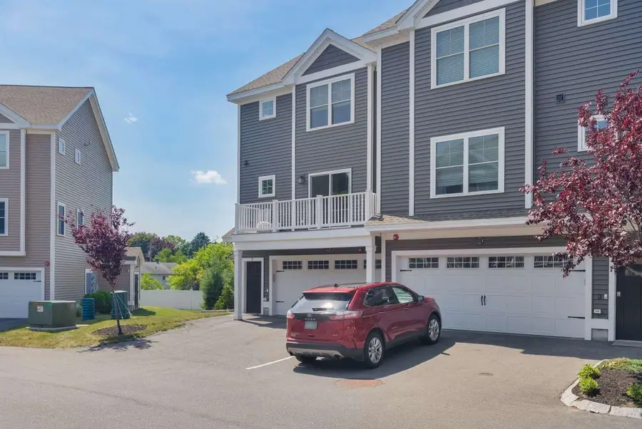 55 Ocean Road #3, Portsmouth, NH 03801 - #3
