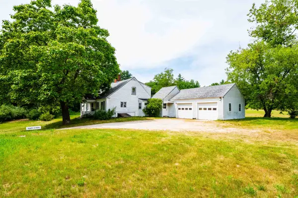 4 Whitehouse Road, Rochester, NH 03867