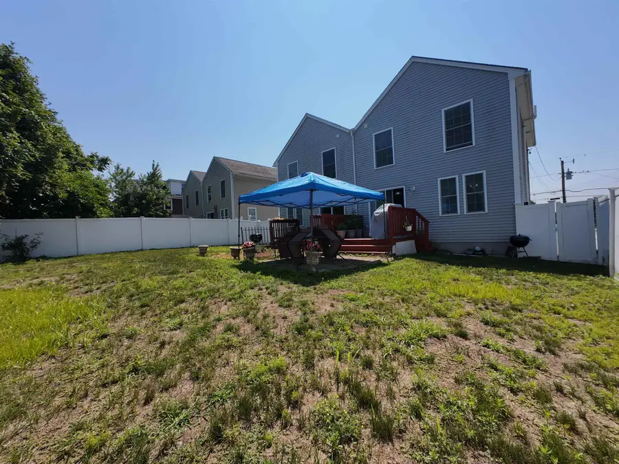 211 W Mitchell Street, Manchester, NH 03103 - #3