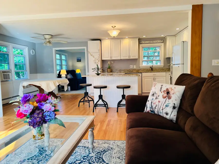 21 Elmwood Avenue, Salem, NH 03079 - #2
