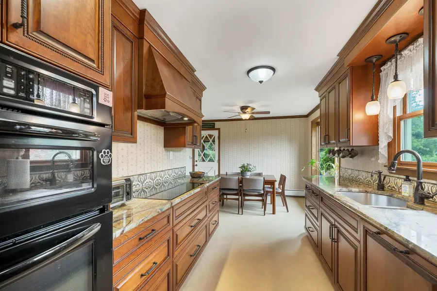 40 Coburn Avenue, Nashua, NH 03063 - #3