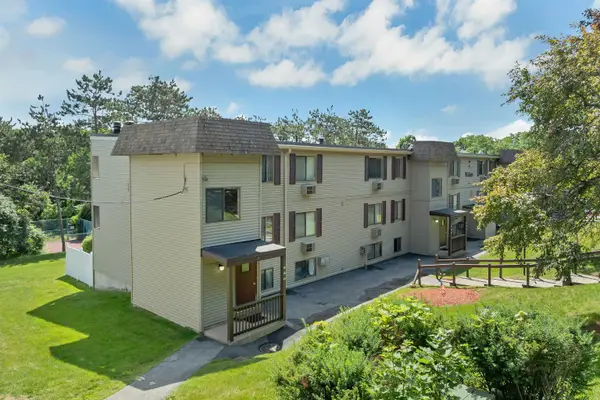 41 Treetop Circle #32, Laconia, NH 03246