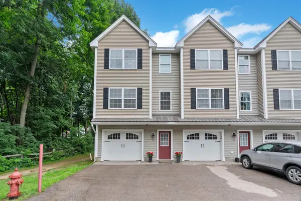 21 Townsend Drive, Dover, NH 03820
