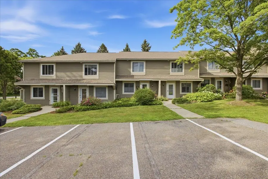 1 Overlook Drive, South Burlington, VT 05403 - #2