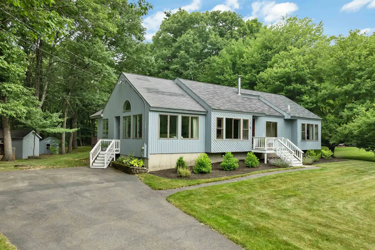 43 Redfield Circle, Derry, NH 03038 - #1