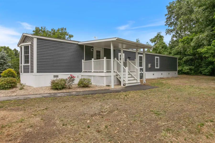 3 Bay Street, Hudson, NH 03051 - #2