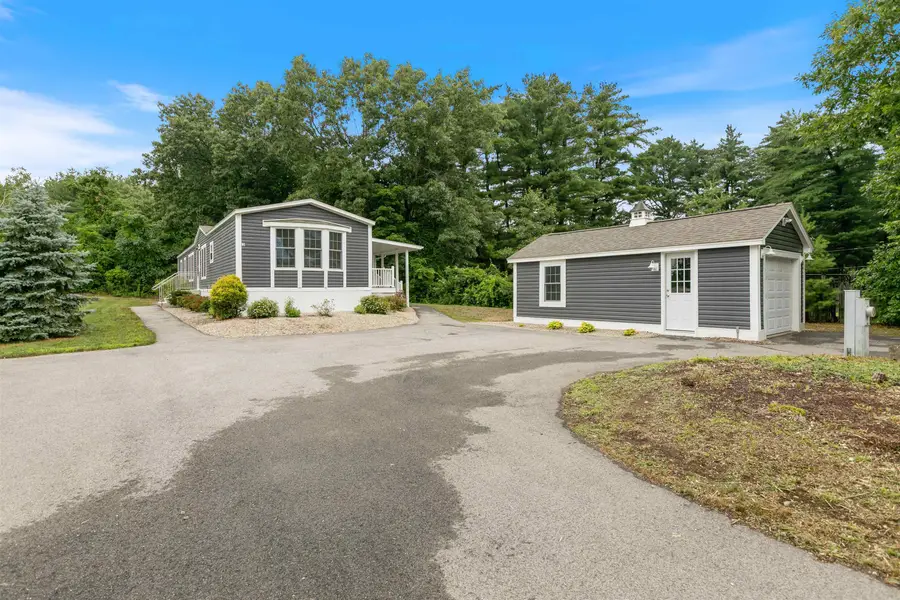3 Bay Street, Hudson, NH 03051 - #3