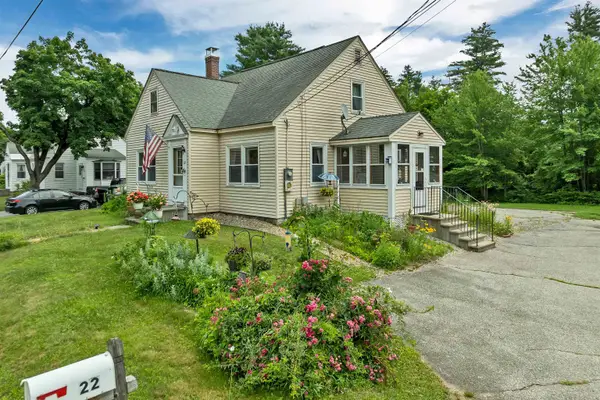 22 Medlyn Street, Milford, NH 03055