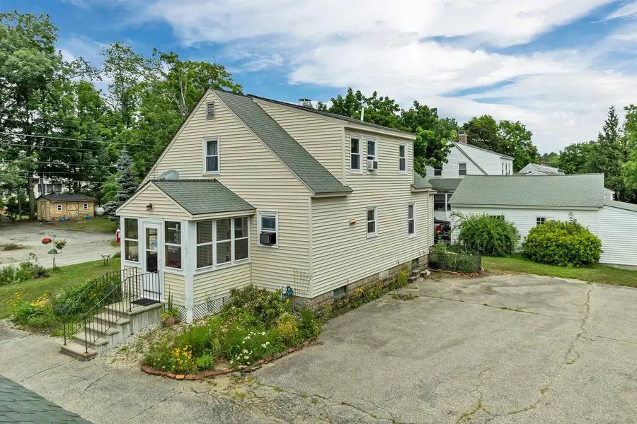 22 Medlyn Street, Milford, NH 03055 - #3
