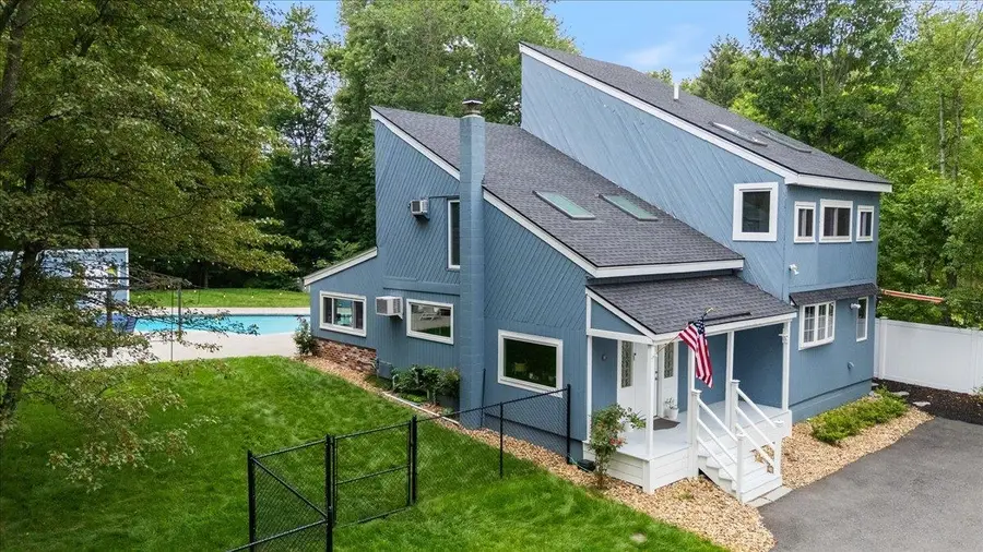 37 Pike Street, Nashua, NH 03060 - #2
