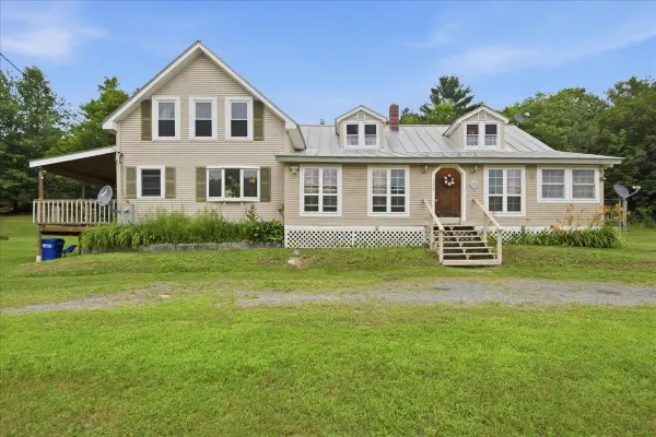 230 VT Route 25, Topsham, VT 05086
