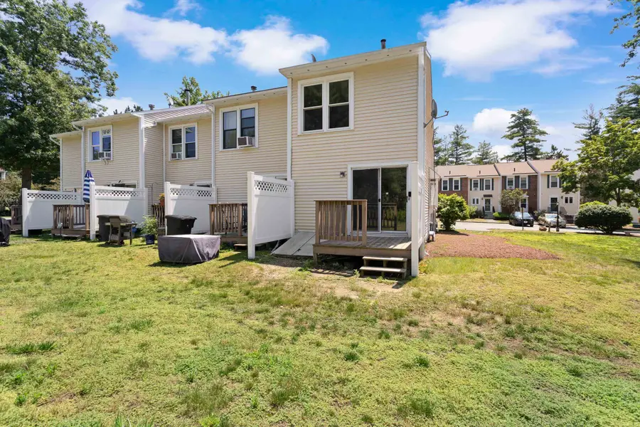 9 Kimberly Drive, Merrimack, NH 03054 - #2
