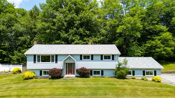 863 Perry Hill Road, Waterbury, VT 05676