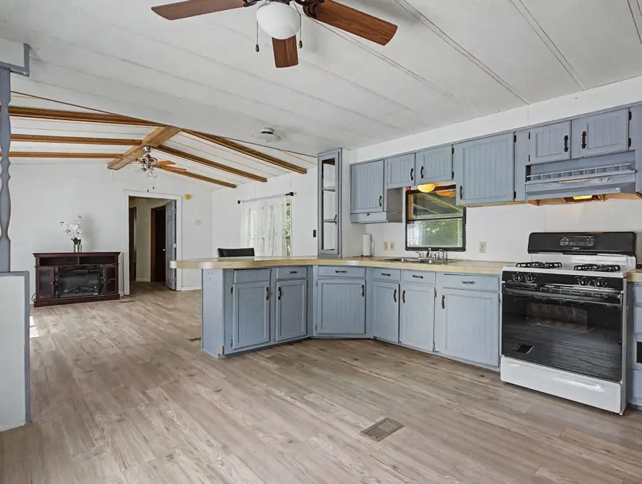 47 Deep Meadows, Exeter, NH 03833 - #2