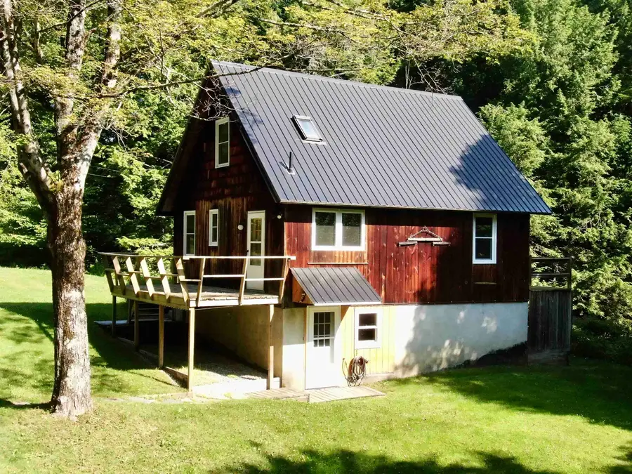 150 Michigan Avenue, Waterbury, VT 05676 - #2