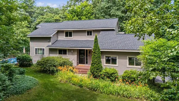36 Windsor Boulevard, Londonderry, NH 03053