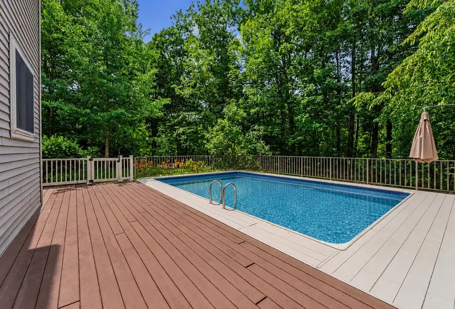36 Windsor Boulevard, Londonderry, NH 03053 - #3
