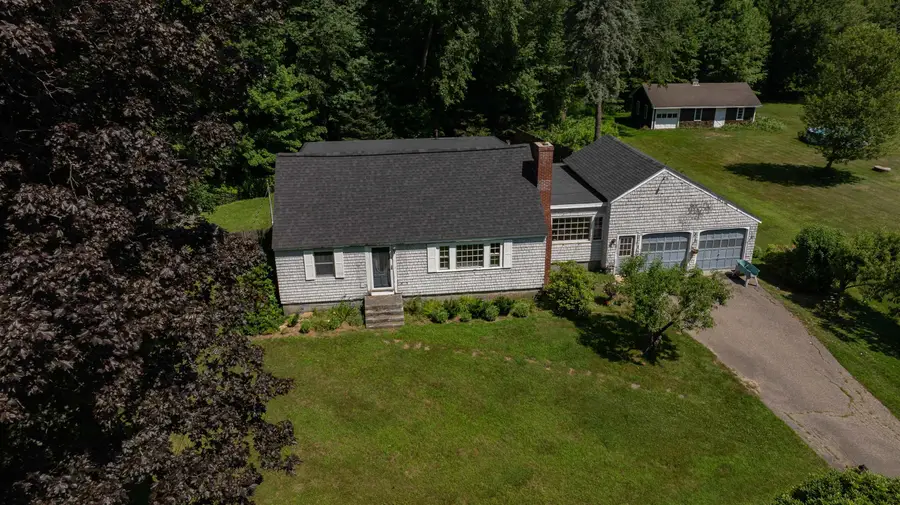 6 Exeter Road, Kingston, NH 03848 - #2