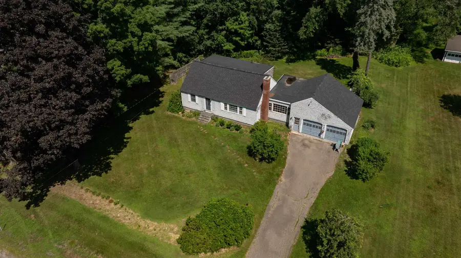 6 Exeter Road, Kingston, NH 03848 - #3