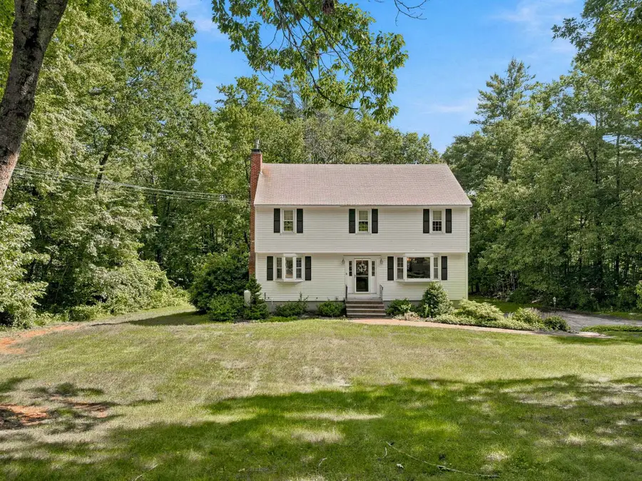 16 Williamsburg Drive, Amherst, NH 03031 - #3