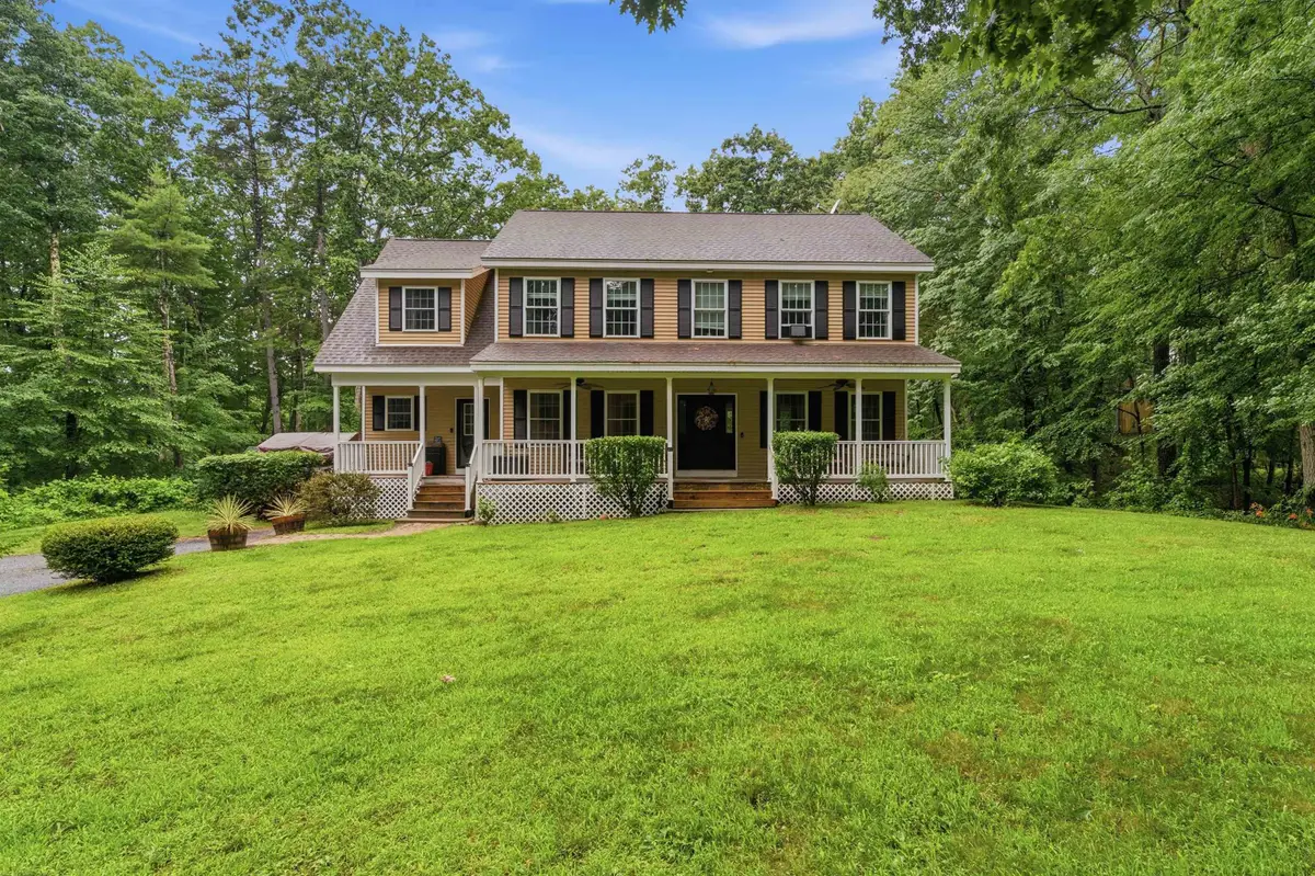 8 Tyler Drive, Londonderry, NH 03053 - #1