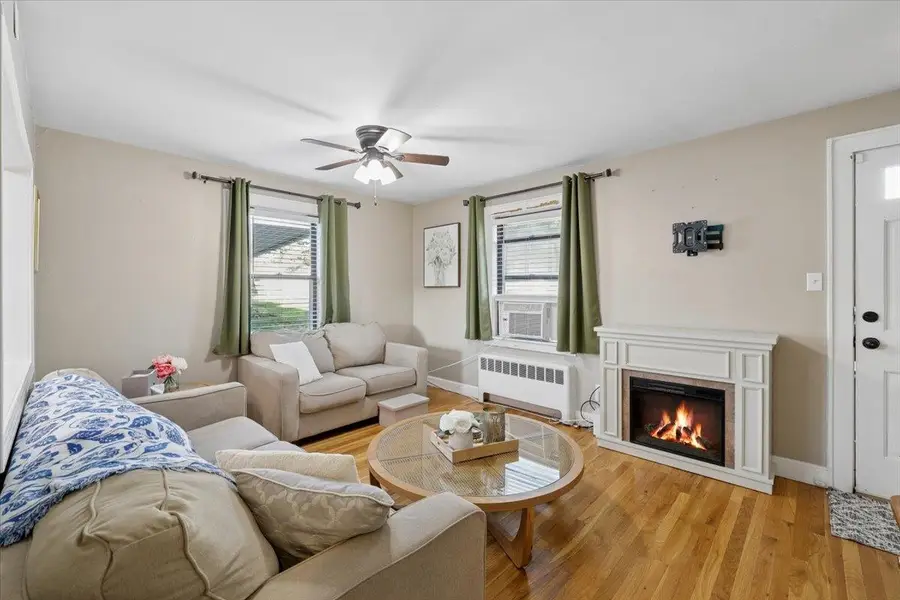 202 Holly Avenue, Manchester, NH 03103 - #2