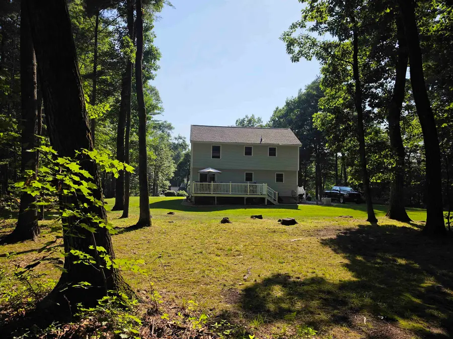 2 Isabella Drive, Londonderry, NH 03053 - #3