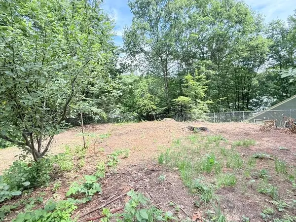 117 * Fuller Drive, Brattleboro, VT 05301