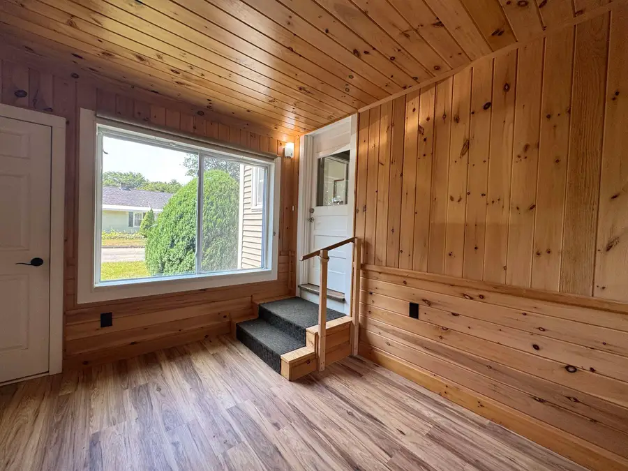 4 Wayne Avenue, Claremont, NH 03743 - #3