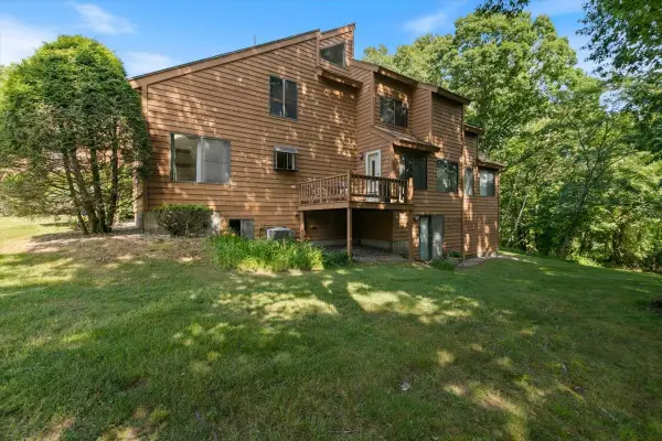 53 Clement Court, Haverhill, MA 01832